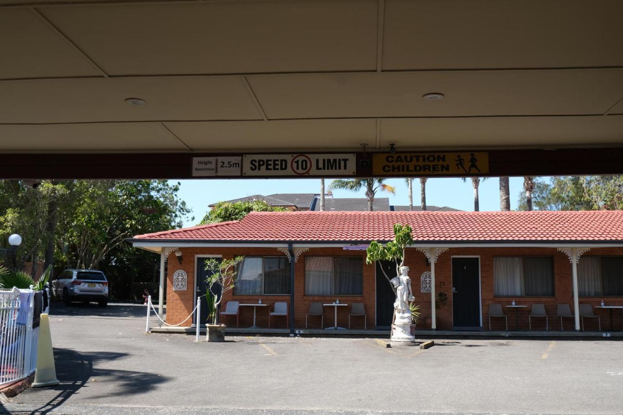 Sapphire Palms Motel Entrance Luaran gambar